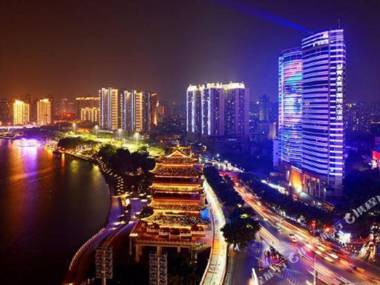 Golden Holiday International Hotel