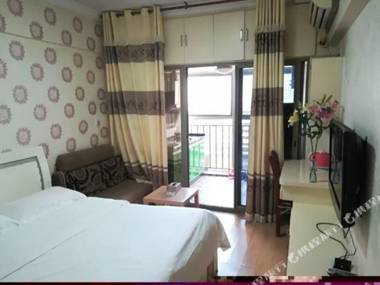 Chenxi Apartment Hotel