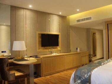 Longmen Shuidu Yangxin Valley Hot Spring Hotel