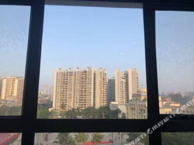 Qianjing Hotel (Xianhu Store Nanning)