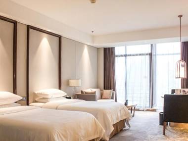 Jinling Riverside Hotel