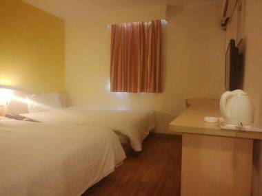 7Days Inn Nanjing Xuanwumen Subway Station Hunan Road