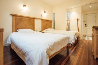 Lao men dong International Youth Hostel