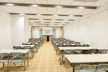 Hanting Hotel Nanjing Gulou Square