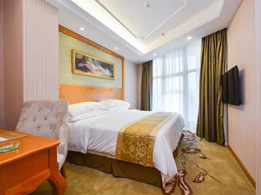 Vienna Hotel Nanjing Pukou Middle Puzhu Road