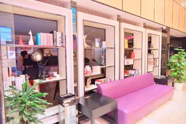 Lavande Hotel Nanjing Xinjiekou Zhangfuyuan Metro Station