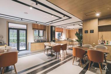 Atour Light Nanjing Xinjiekou NetEase CloudMusic