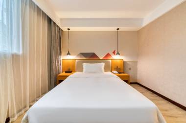 Borrman Hotel Nanjing Zhushan Road Metro Station