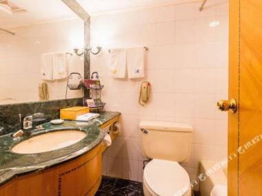 Zhongshan Hotel