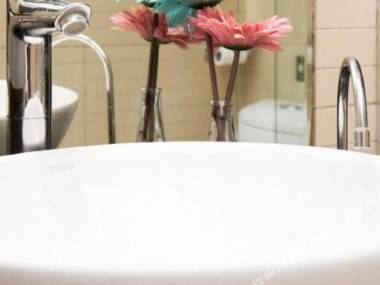 Qingmu Select Hotel (Xuanwu Lake subway station Hunan Road Pedestrian Street Nanjing)