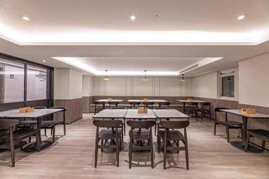 Hanting Hotel Nanjing Xiaohang Metro Station