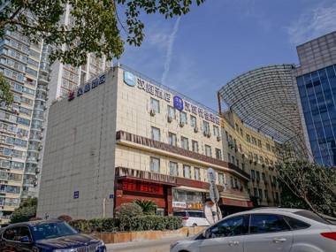 Hanting Hotel Nanjing Aoti Center