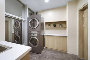 Hanting Premium Hotel Nanjing Longjiang Jiangdongbei Road