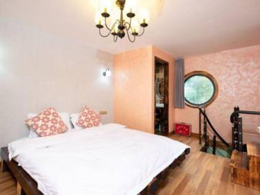 Guizu Buluo Senlinjia Hostel