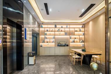 Starway Hotel Nanjing Jingwu Road Hongyang Home City