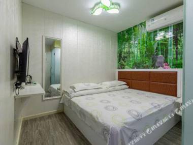 Ronglian Hotel (Nanjing Yinxiang Xinyu Chengxin Avenue Subway Station)