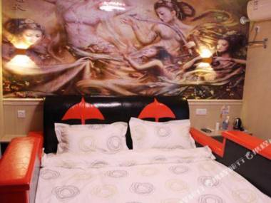 Ronglian Hotel (Nanjing Yinxiang Xinyu Chengxin Avenue Subway Station)