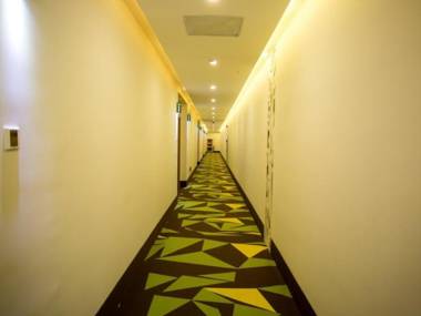 Vatica Hotel Nanjing Forestry University Xinzhuang Metro Station