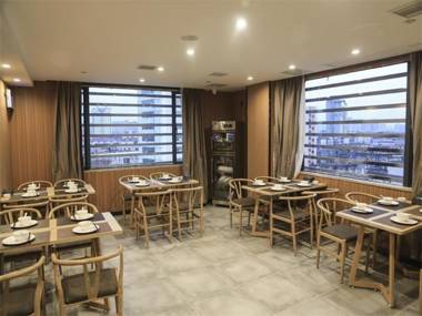 Lavande Hotel Nanchang Bayi Plaza