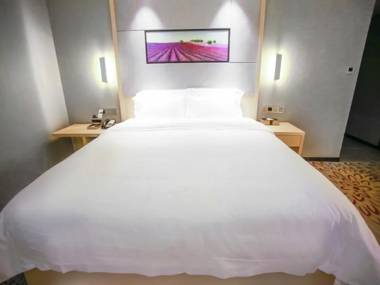 Lavande Hotel Nanchang Bayi Plaza