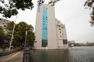 Hanting Hotel Nanchang Bayi Square Zhongshan Road