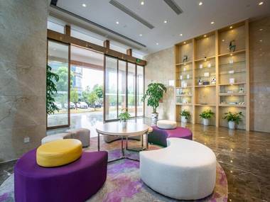 Lavande Hotels· Nanchang Qianhu Avenue Nanchang University