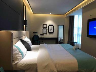 Xana Hotelle· Nanchang Tengwangge Walking Street