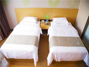 GreenTree Inn Nanchang Hongcheng Market