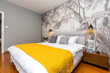 【Locals】Nanchang·Donghuqu·Bayiguangchang.