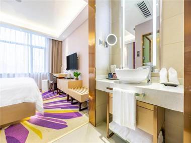 Lavande Hotel(Nanchang Qingshan Road Subway Station Branch)