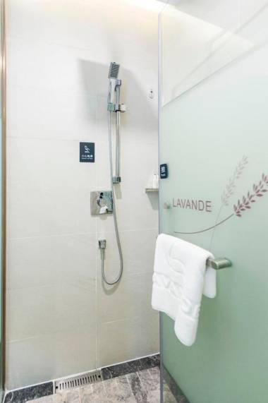 Lavande Hotel (Nanchang Liantang Xiaolan Industrial Park Branch)