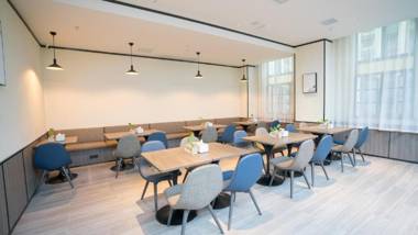 Hanting Hotel Nanchang West Station