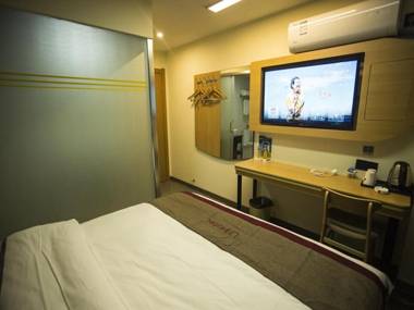 Thank Inn Chain Hotel Jiangxi Nanchang Qingshan Lake District Dreamtime Xiejia Village Subway Station