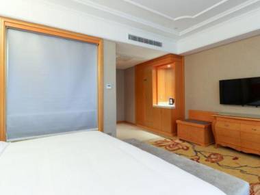 Vienna International Hotel (Nanchang Honggutan Xuefu Avenue)