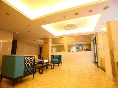 Hi Inn Nanchang Bayi Square Metro Station