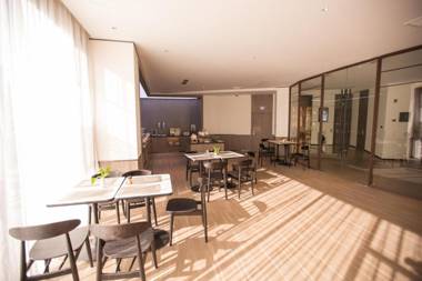 Hanting Hotel Nanchang Torch Plaza Metro Station