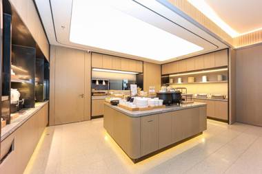 Ji Hotel Qingshan Lake Hongdu North Avenue