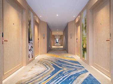 Vienna Hotel Nanchang Shuanggang Metro Station University Town