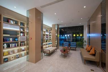 Hanting Hotel Zhangshu Municipal Government