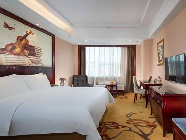 Vienna hotel ( maanshan park post golden eagle international shop)