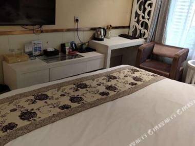 Yunhe Brilliant Business Hotel