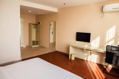 Hanting Hotel Liaocheng Railway Station