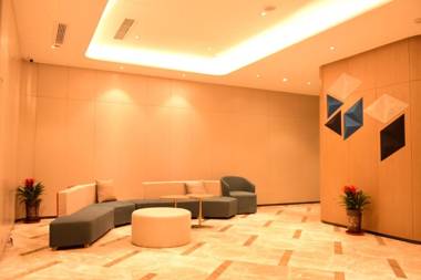 Holiday Inn Express Lhasa Potala Square an IHG Hotel