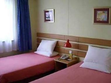 Home Inn Kunming Baita Road