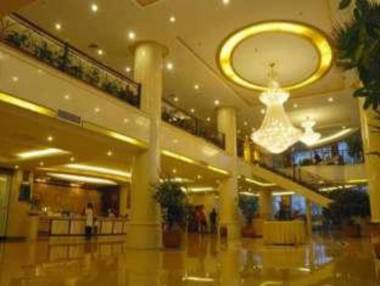 Kunming Plateau Pearl Hotel
