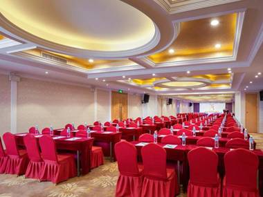 Vienna International Hotel Kunming Aegean Shopping Center