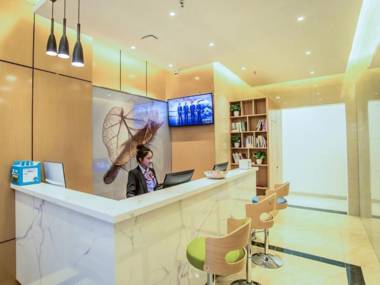 GreenTree Inn Express Xishuangbanna West Gaozhuang Shuangjing Road