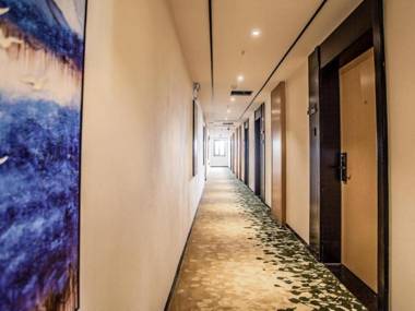 GreenTree Inn Express Xishuangbanna West Gaozhuang Shuangjing Road