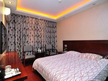 Pod Hotel (Kunming Jinma Bijifang Kunhua Hospital)