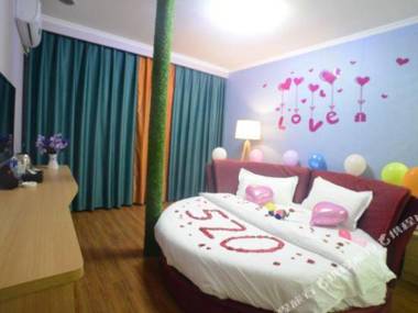 Bo Da Jiu Dian Kun Ming Nan Ya Di Yi Cheng Dian